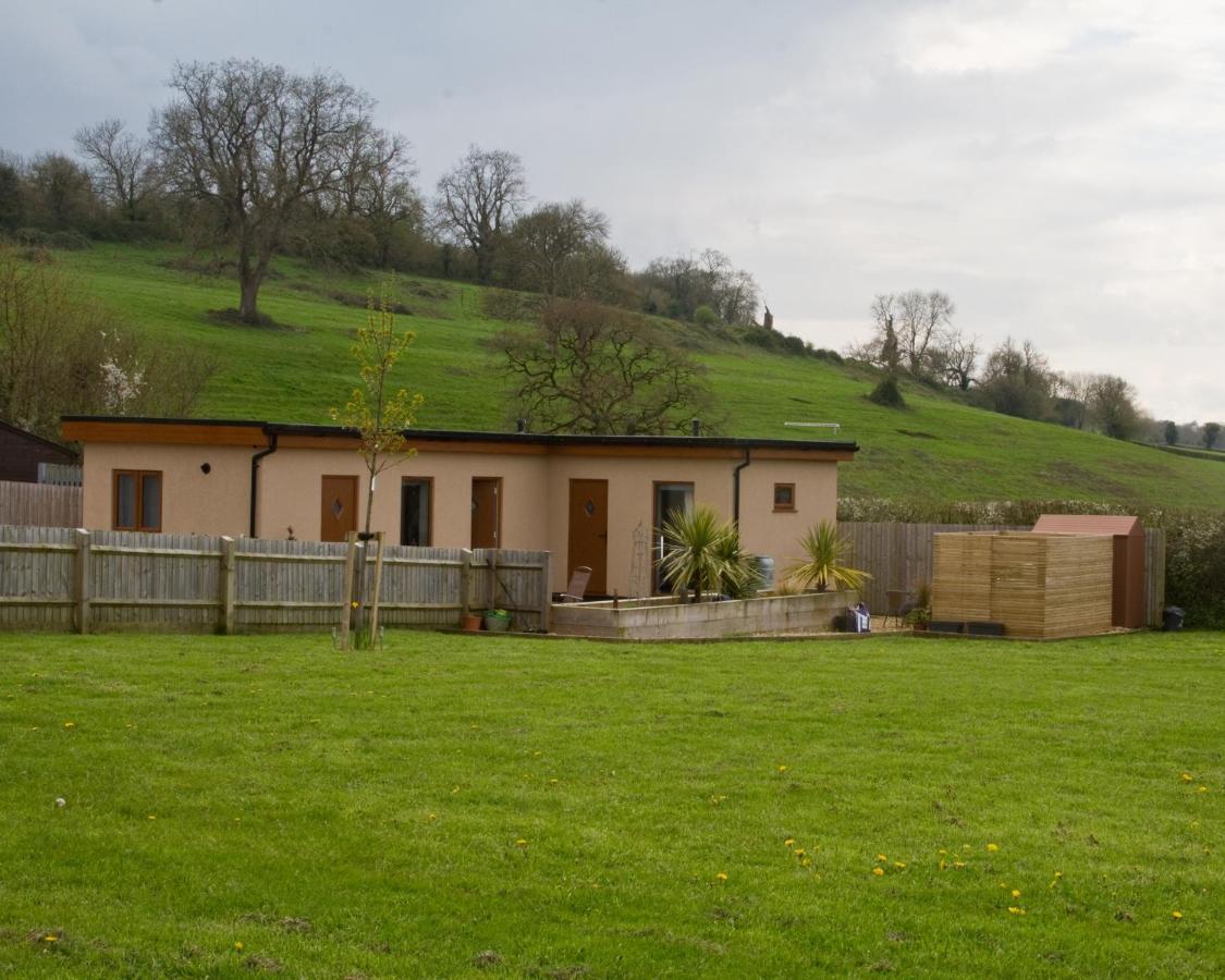 Mystique Barn Apartment Bristol Exterior photo